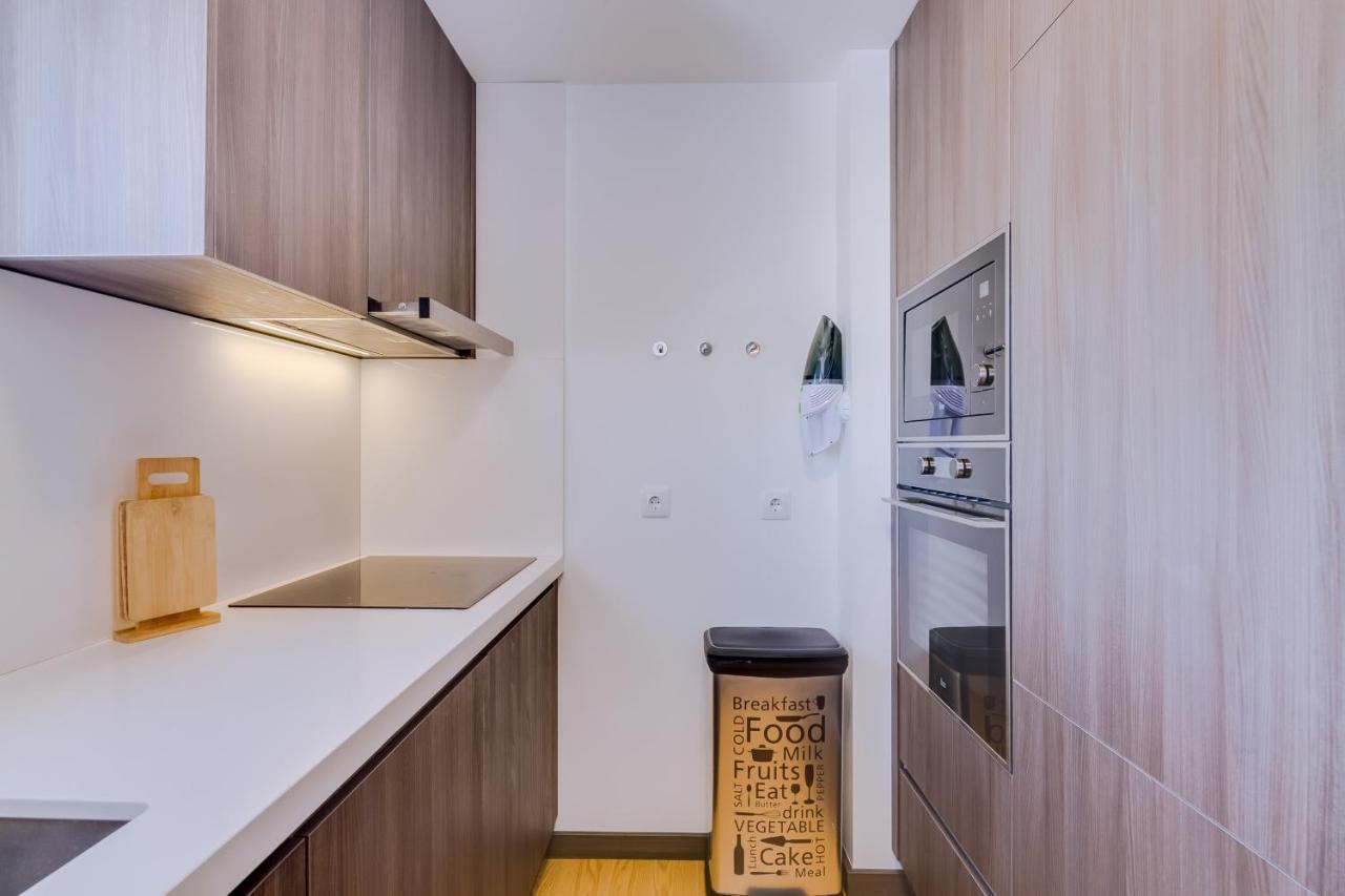 Gold Suites - Luxurious Apartment - Sea View Виламура Экстерьер фото
