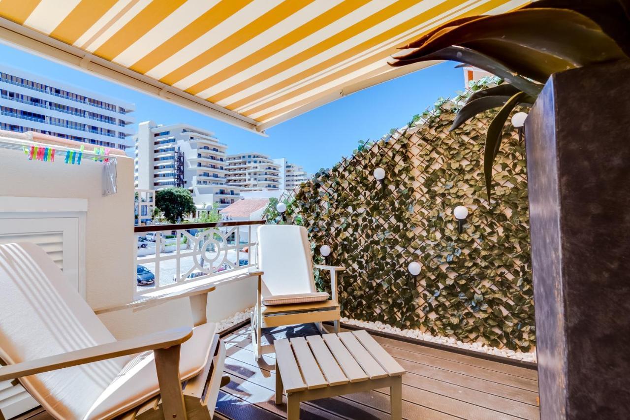 Gold Suites - Luxurious Apartment - Sea View Виламура Экстерьер фото
