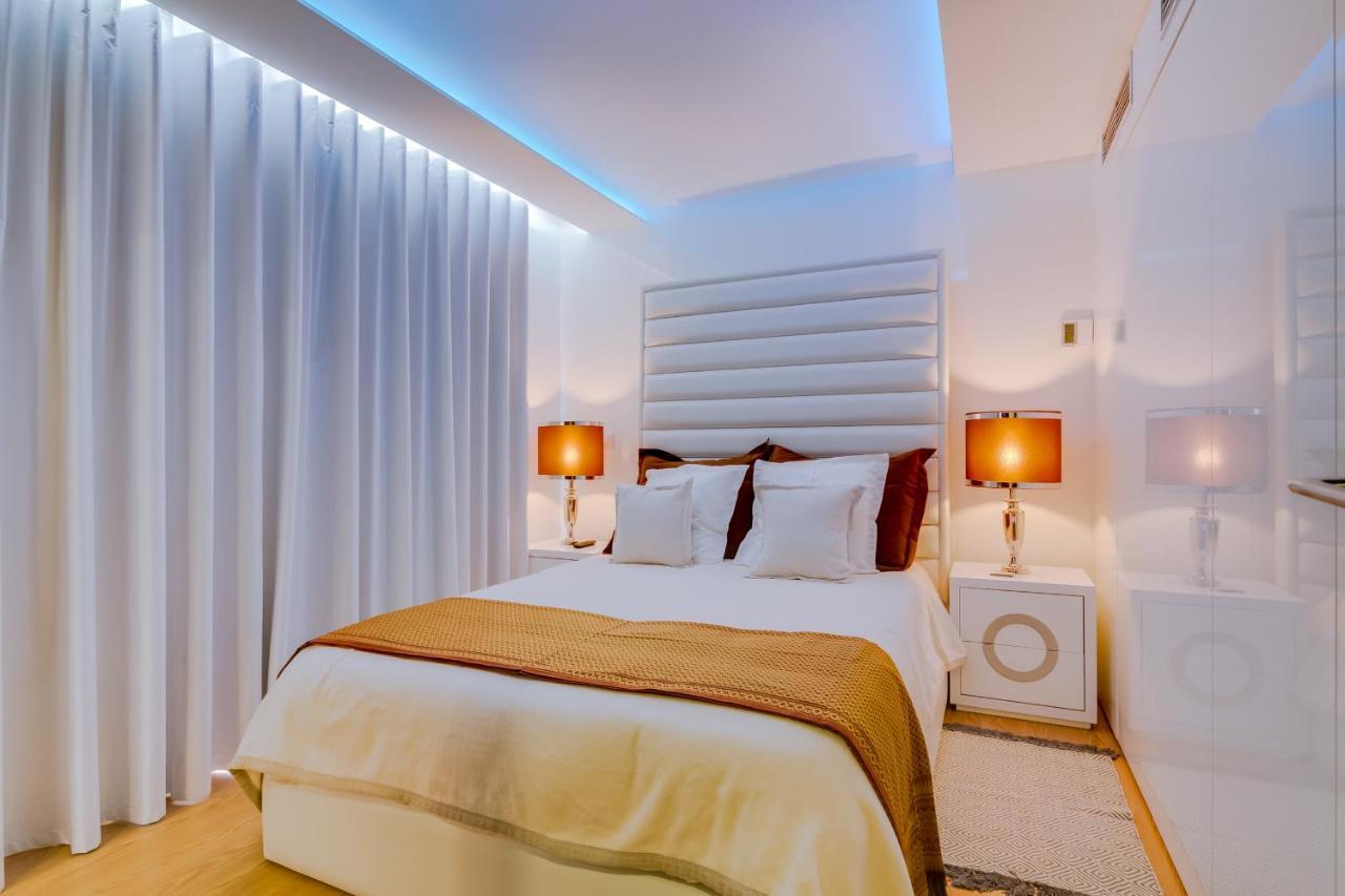 Gold Suites - Luxurious Apartment - Sea View Виламура Экстерьер фото